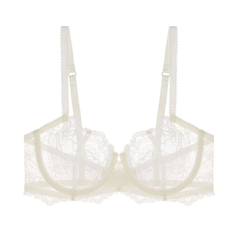 Journelle Anais Low Balconette Bra in Size 32A